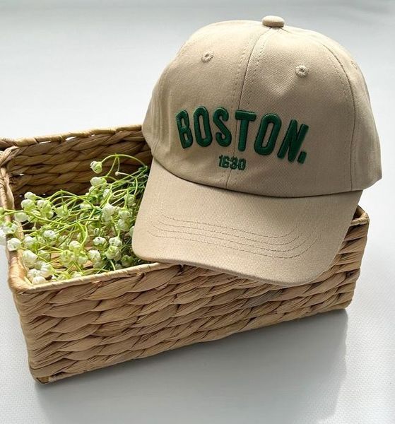 Кепка Boston беж, розмір 54 фото
