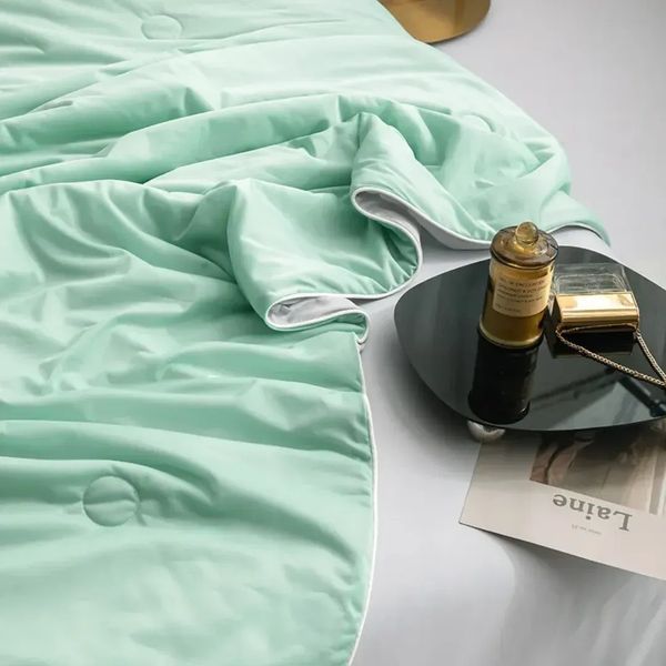Двостороння літня ковдра з охолоджувальною тканиною Diana Textile фото