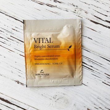 Пробник Сыворотка для ровного тона лица The Skin House Vital Bright Serum Ampoule, 2 мл фото