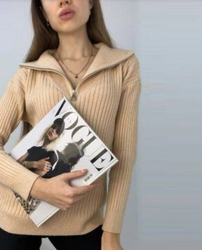 Жіночий в'язаний светр з застібкою на комірі S Бежевий (а3755) фото