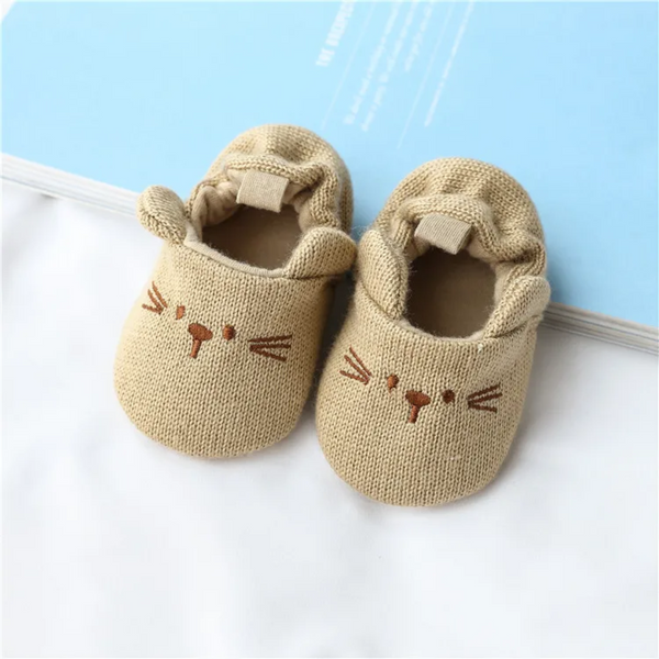 Хлопковые вязаные пинетки Diana Textile Kittens бежевый 12 см (7-12 месяцев) фото