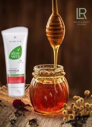Алоэ Вера 79% Защитный крем с прополисом LR Aloe Via, 100 мл фото
