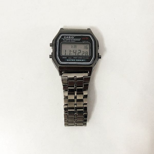 Часы наручные классические: Casio. Цвет: платина фото