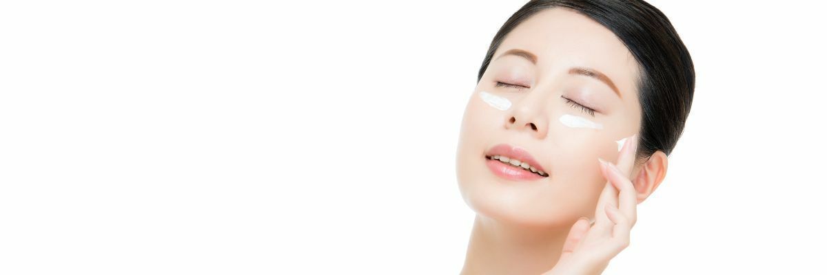 Як покращити стан шкіри навколо очей? фото