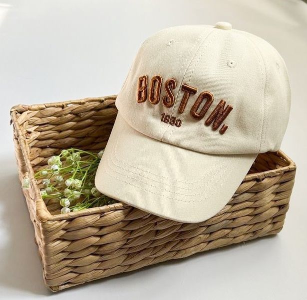 Кепка Boston светлая, размер 54 фото