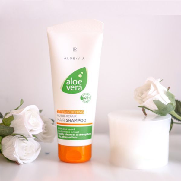Відновлюючий шампунь для волосся Aloe Vera (ALOE VIA) LR Health & Beauty, 200 мл фото