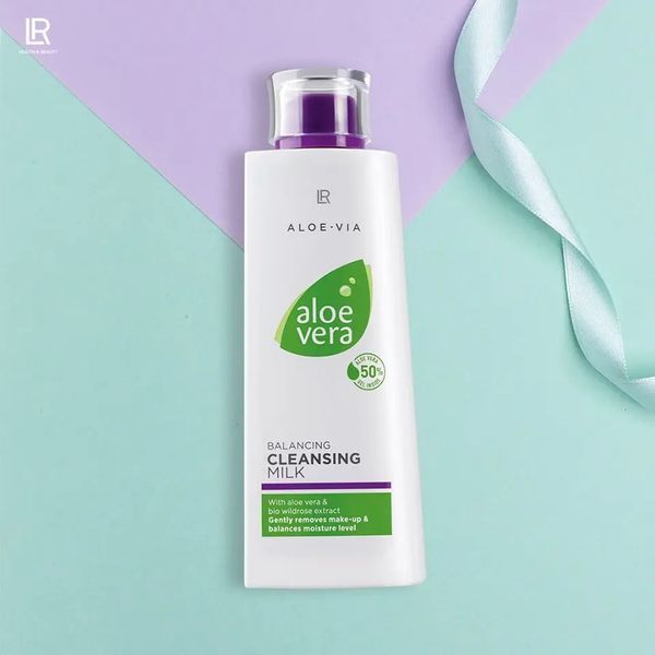 LR Aloe Via Aloe Vera Очищувальне молочко для обличчя фото