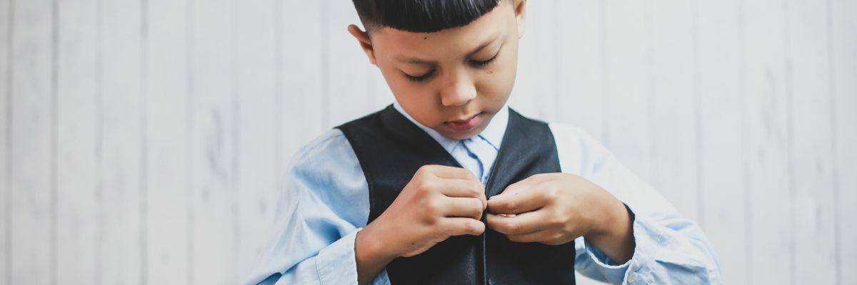 Костюм джентльмена: 5 наймодніших відтінків на весну 2025 року фото