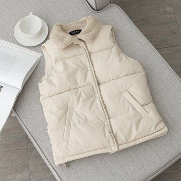 Жилетка жіноча з м'яким коміром M Білий (а1210) фото