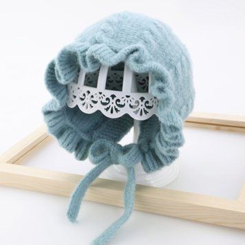 Дитяча в'язана шапка з зав'язками (Голубий 40-46см) фото