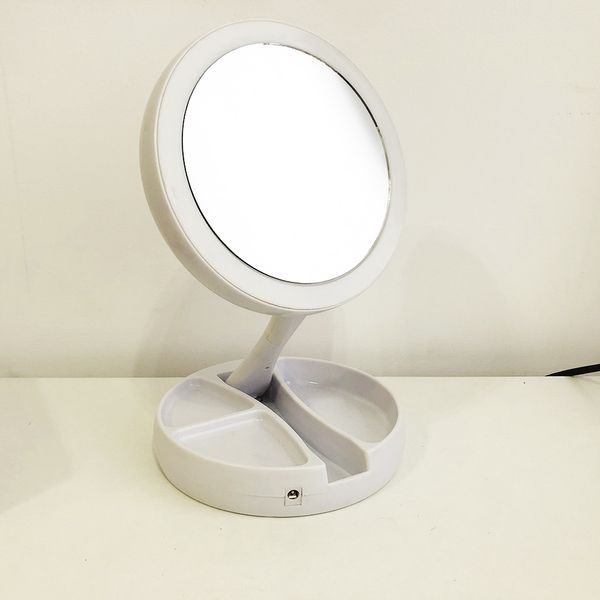 Складное зеркало для макияжа с Led подсветкой круглое увеличительное 10x My Fold Away Mirror. Цвет: белый фото